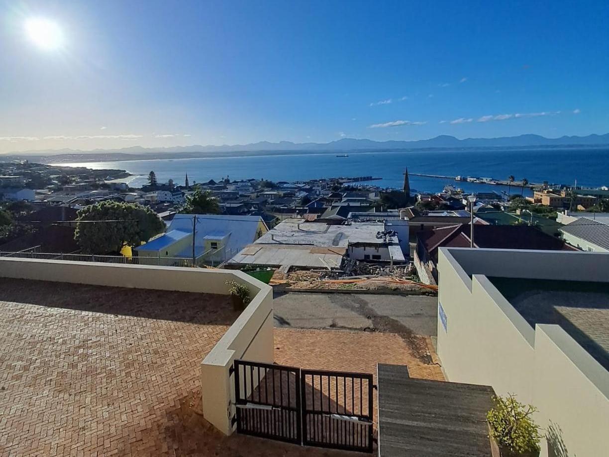 Ana'S Place Apartments Mossel Bay Exteriör bild