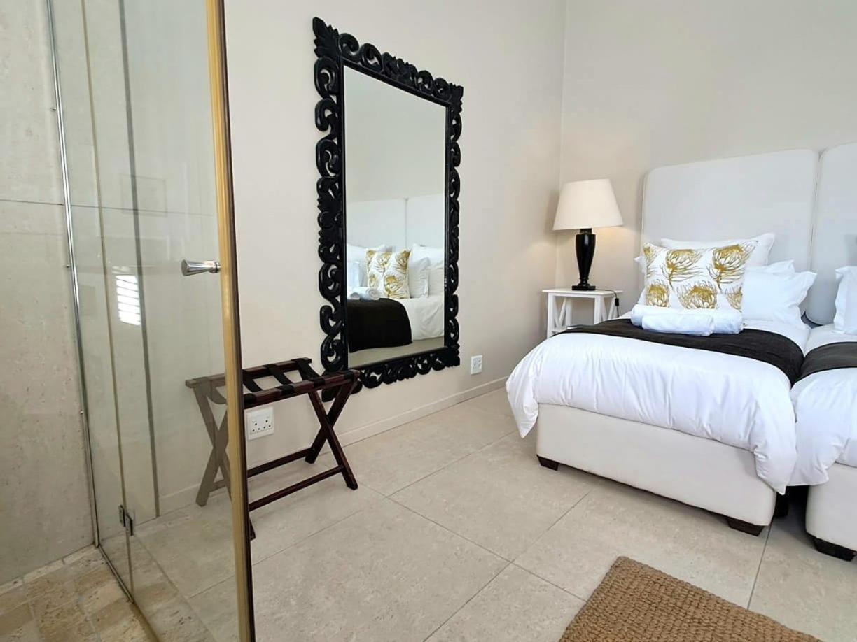 Ana'S Place Apartments Mossel Bay Rum bild
