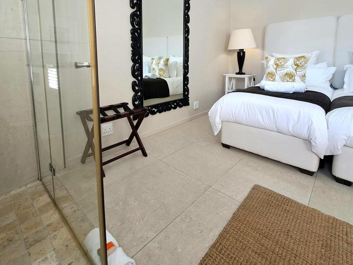Ana'S Place Apartments Mossel Bay Rum bild